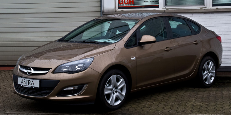Opel Astra IV поколения
