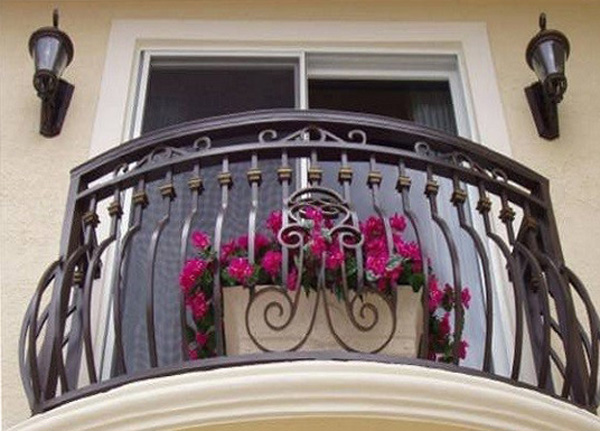 Классический балкон