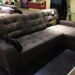 Искусственная замша для дивана — плюсы и минусы