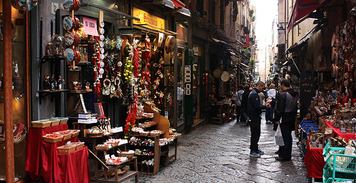 Улица Неаполя