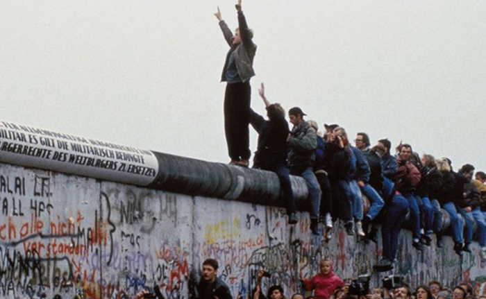 День падения Берлинской стены