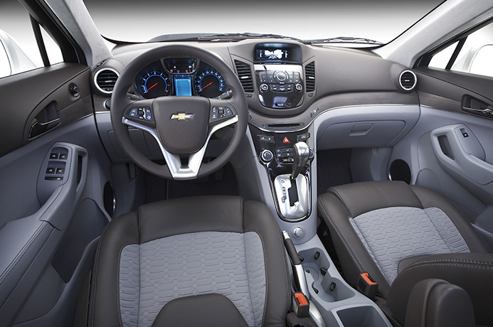 Передние сиденья Chevrolet Orlando